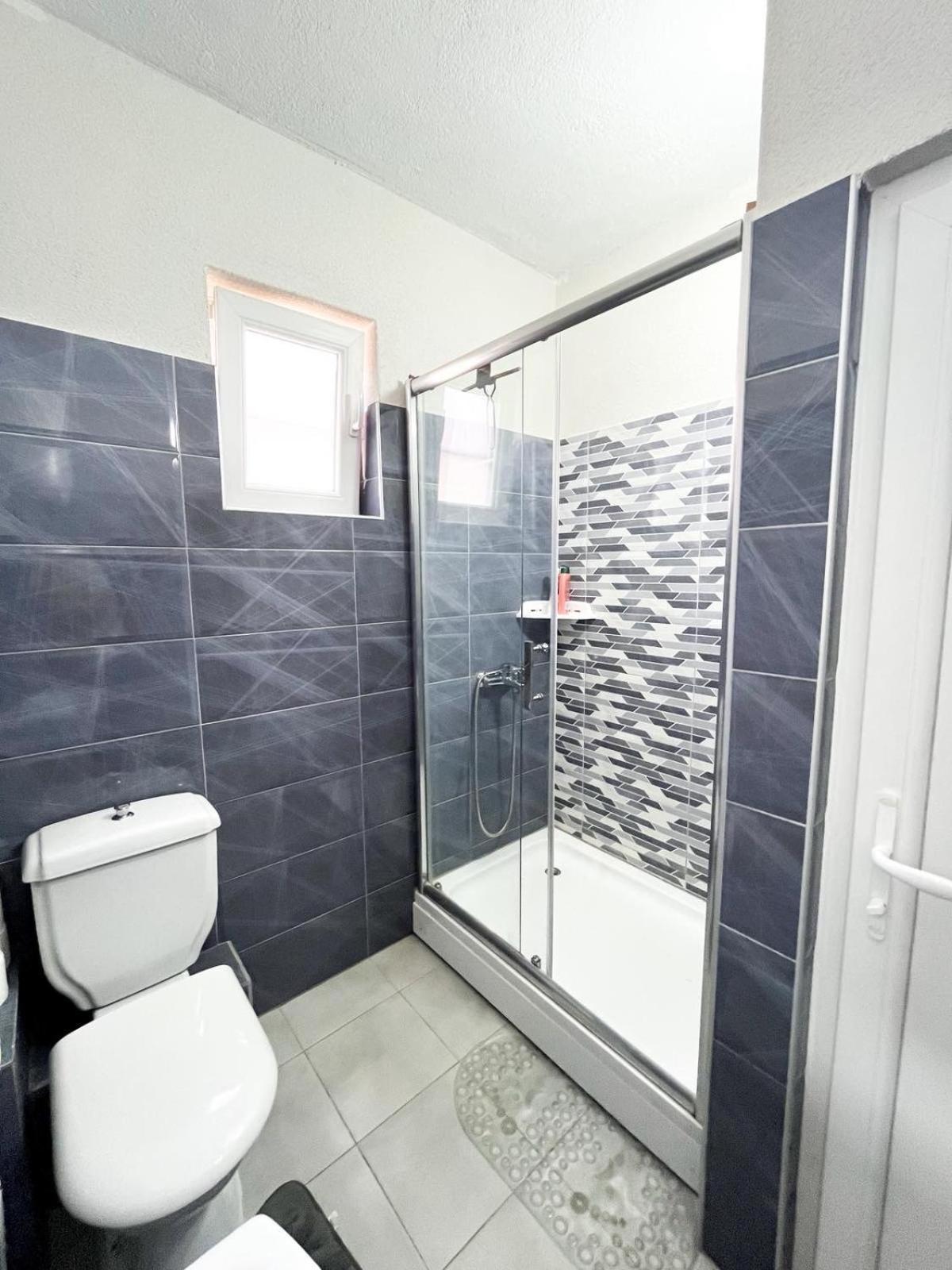 Apartament Kostov *